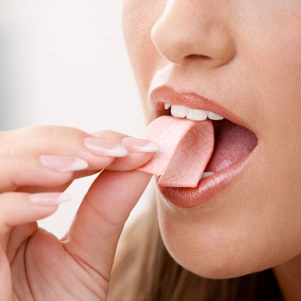 réduire les chezing-gums et les crudités et les aliments favorisant la production de gaz intestinaux