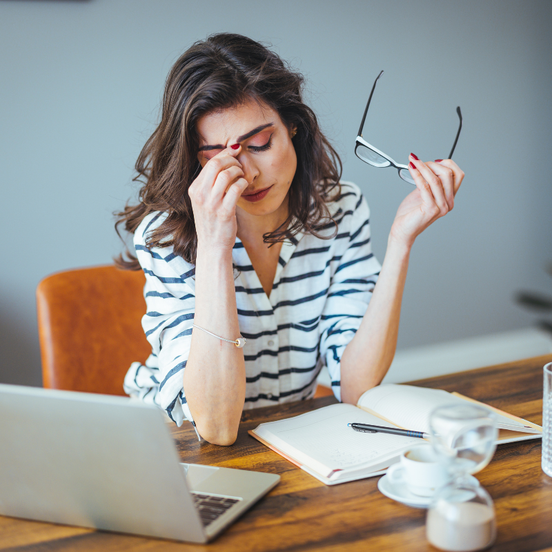 mode de vie sedentaire, surtout chez les femmes provoque le développement du SII
