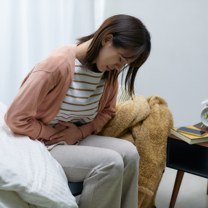maux de ventre, spasmes, crampes sont des symptômes de l'intestin irritable