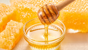 Le Miel : Un Nectar de Guérison​