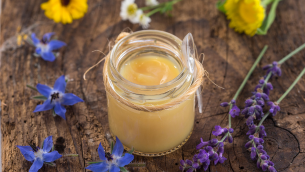 La Gelée Royale : Le Super Aliment des Abeilles​